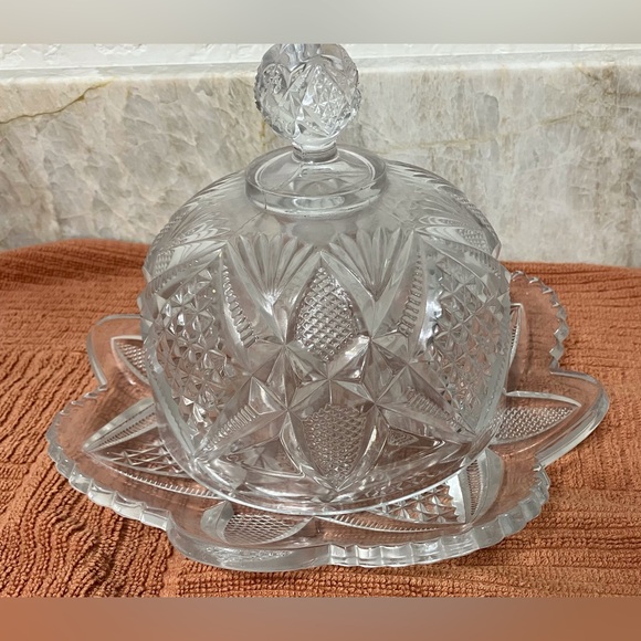 Vintage Elegant Crystal Butter Dish with Lid - Picture 1 of 8